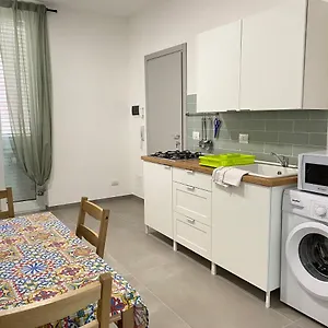 https://case-ro-ma-rosalia.sicilyhotelsitaly.net