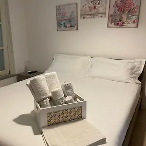 https://aury-ester-casa-vacanze.it-lombardy.com